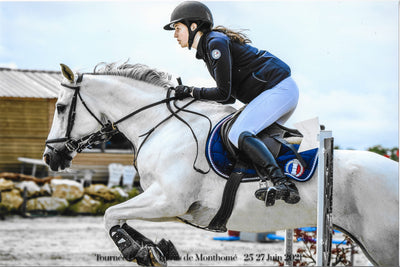 Why Amélie, a youngster rider, is always wearing her Ophena stirrups